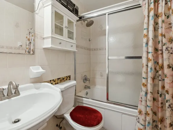 10560 Flatlands 2nd Street image 9 of 12