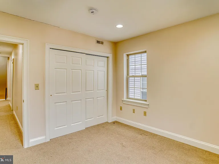2542 W Girard Ave #2 — Photo 15