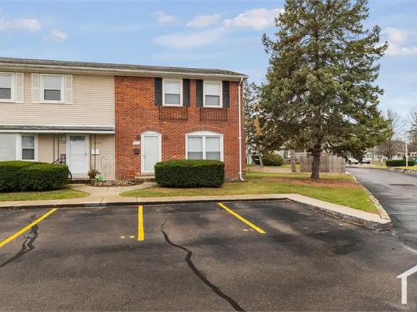 13339 Lake Point Blvd #4, Van Buren Township, MI 48111