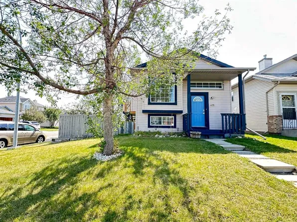 152 N Coverton Close NE, Calgary, AB T3K 4P4