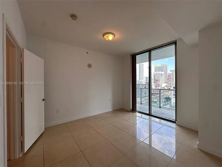 1111 SW 1st Ave #1525 — Photo 13