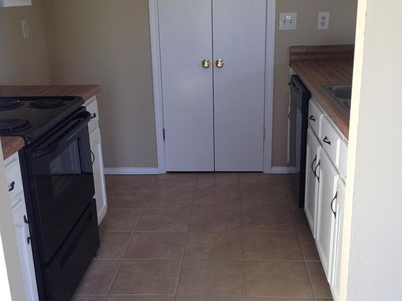 5th image of 3980 Carroll Dr