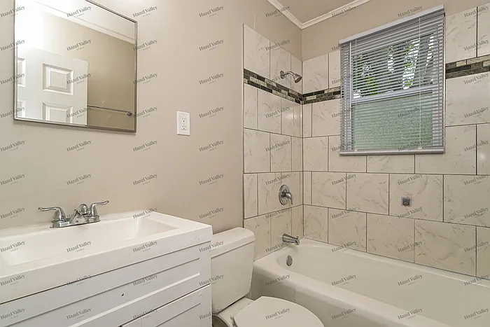 4108 Davis St — Photo 10