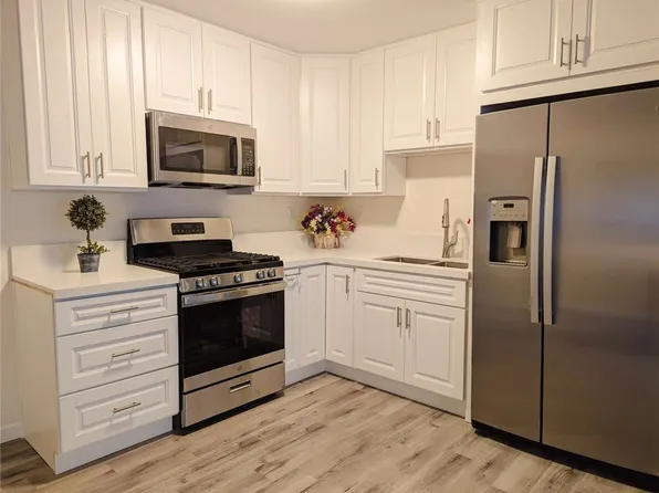 9166 Cerritos Ave Unit 104, Anaheim, CA 92804