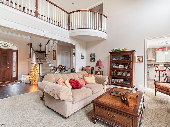 4th image of 3724 Tuscany Ct