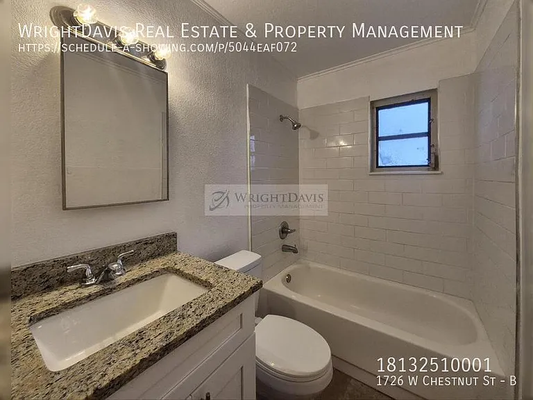1726 W Chestnut St #B — Photo 15