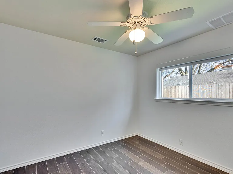 7709 Shoal Creek Blvd — Photo 18