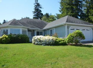 1365 Nutmeg St, Coquille, OR 97423