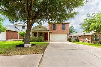805 Chiselpoint Cv — Photo 1