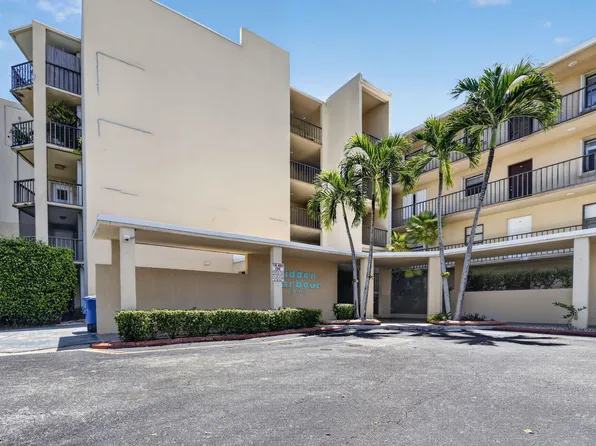 890 N FEDERAL Highway #202, Lantana, FL 33462