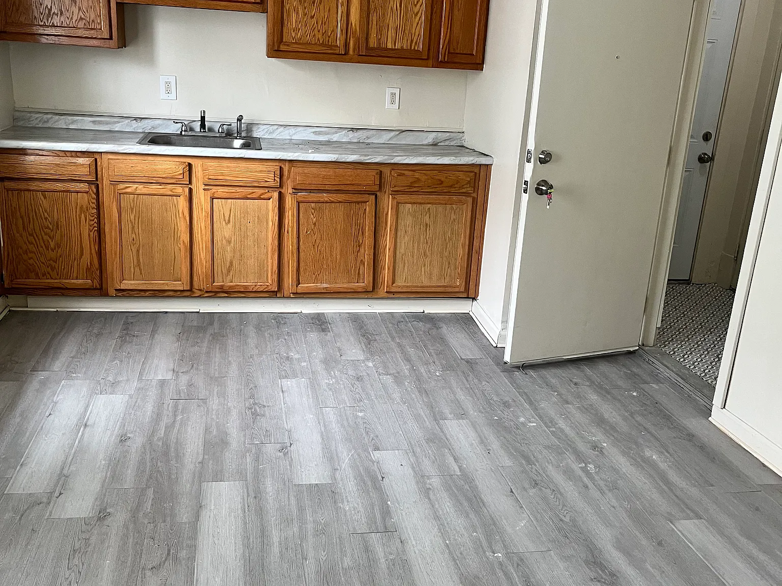 2 bed, 1000 sqft, $975 — Photo 3