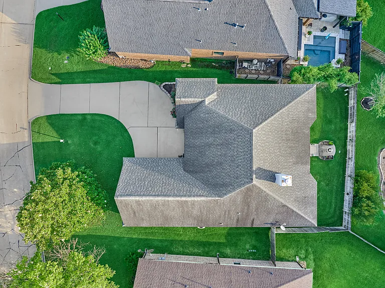 15 Newberry Ct — Photo 36
