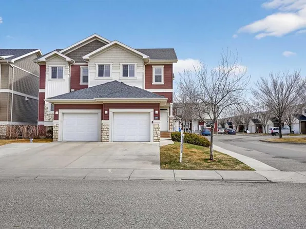 197 Silkstone Rd W #1, Lethbridge, AB T1J 4J9
