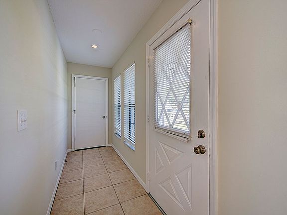 3rd image of 1674 Westcott St SE