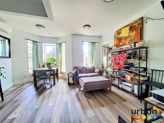 3rd image of 885 Sterling Pl #5A