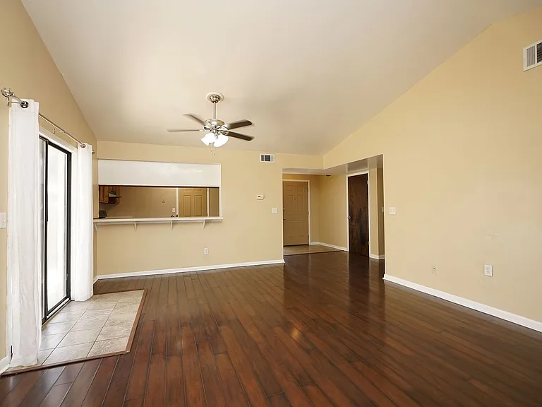 104 Cedar Ridge Way — Photo 10