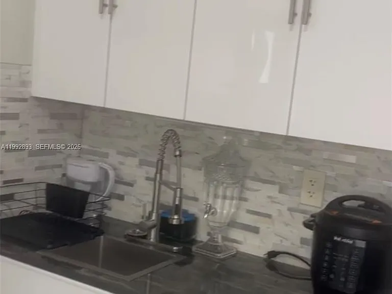 14554 SW 161st Ct — Photo 3