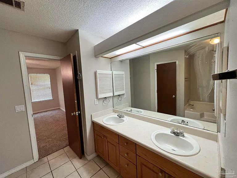9046 Caribbean Dr — Photo 22