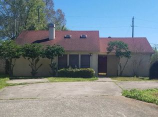 3810 Heatherwood Dr, Beaumont, TX 77706