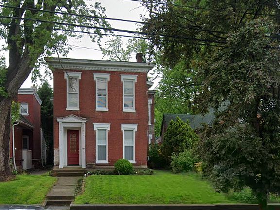 2nd image of 1844 Frankfort Ave APT 2