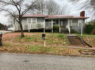 116 Lebanon St, Roanoke, AL 36274