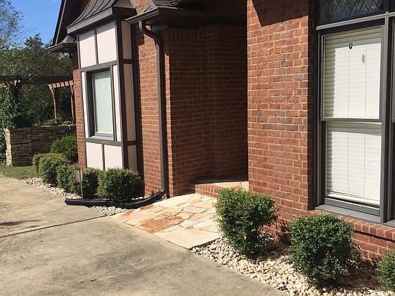 4th image of 195 River Oaks Dr