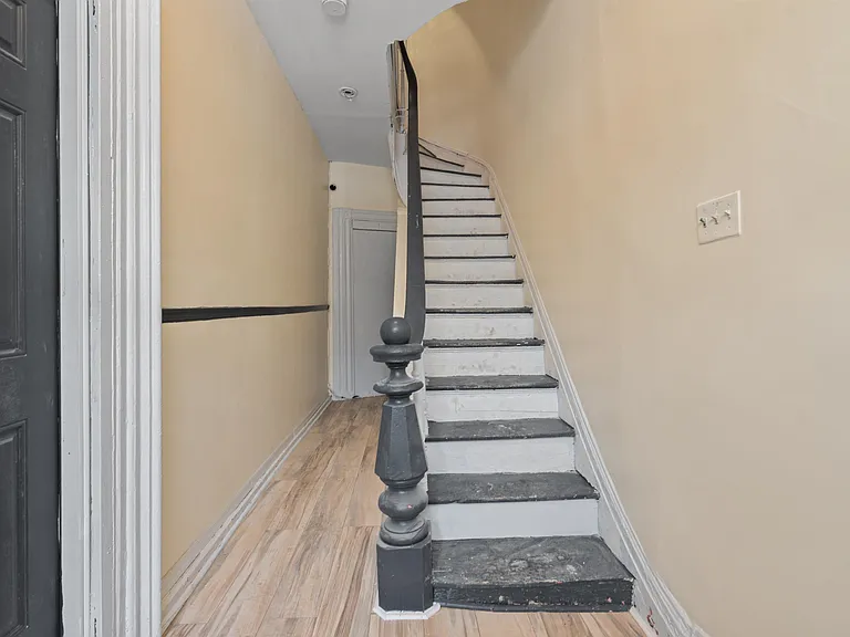 149 Culver Ave #C — Photo 14