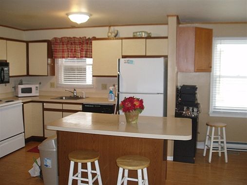 4th image of 1229 Haven Ave