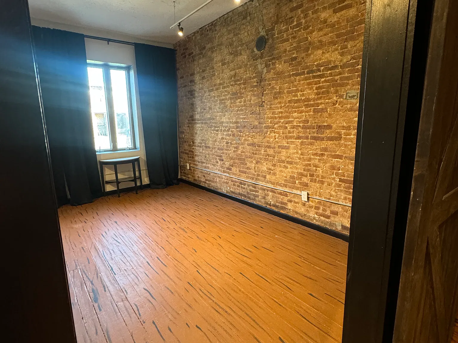 125 & 127 N Main St — Photo 2