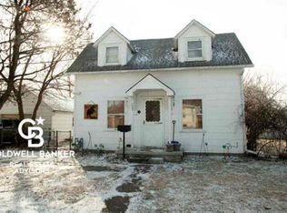 725 Stevens St, Council Grove, KS 66846