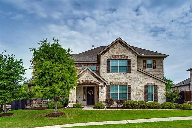 1st image of 501 Darian Dr