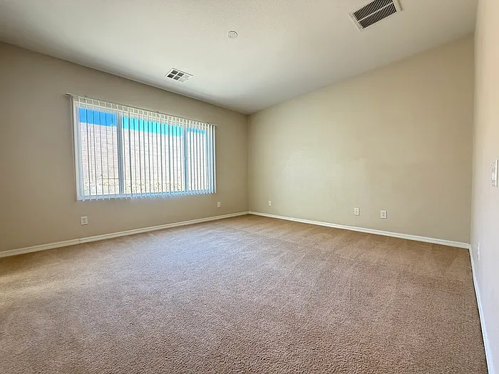 2928 Pitgaveny Ave — Photo 6