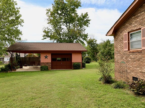 4th image of 117 Bradley Dr