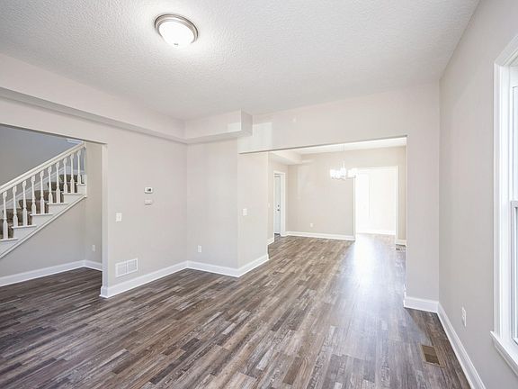 3rd image of 2946 Newton Ave N