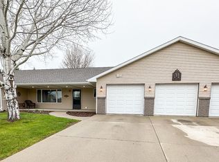 2003 17th Ave S, Brookings, SD 57006