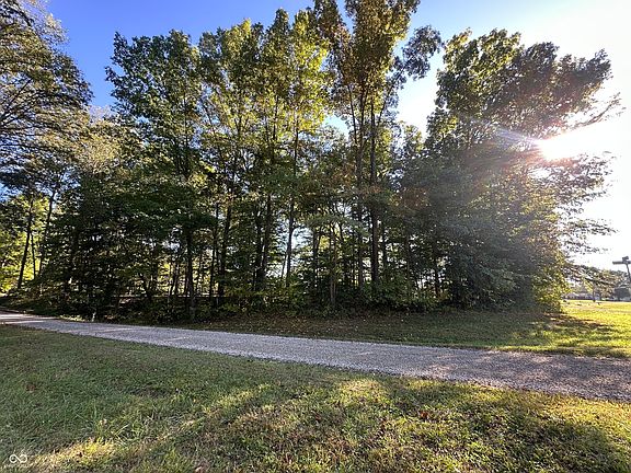 5th image of 1080 E Mohican Trl