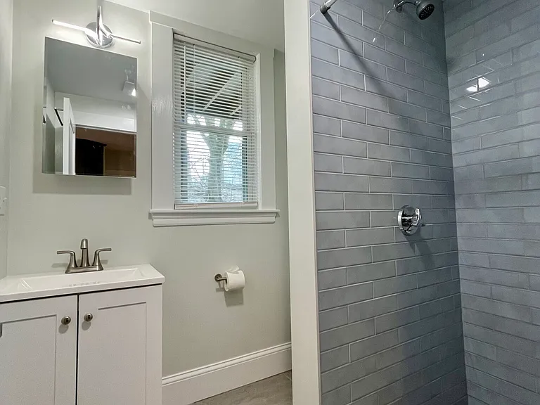 11 Fairbanks St #1 — Photo 4