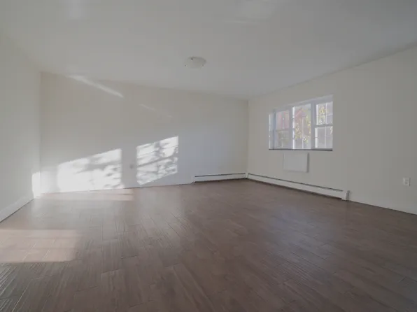 768 East 230th Street image 3 of 6