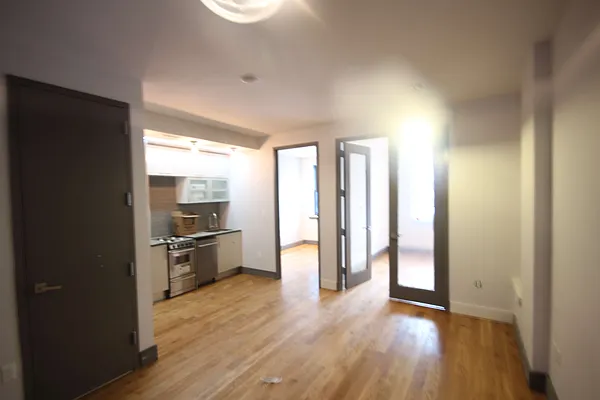 Rented by Nooklyn NYC LLC | media 18