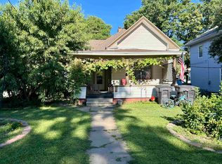 311 Briggs Ave, Hastings, NE 68901