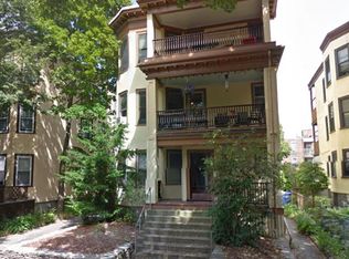 125 Browne St #3, Brookline, MA 02446