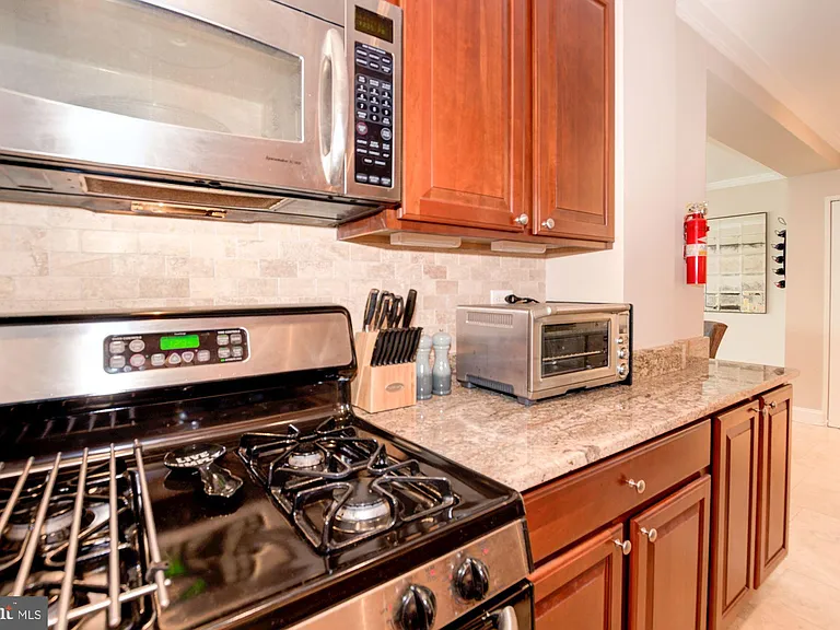2475 Virginia Ave NW #610 — Photo 4