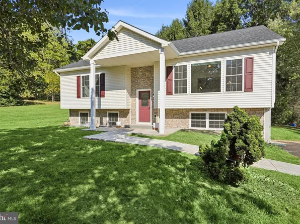 3406 View Ridge Cir, Manchester, MD 21102