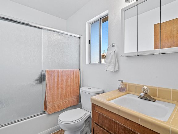 5th image of 5082 Wilder Dr