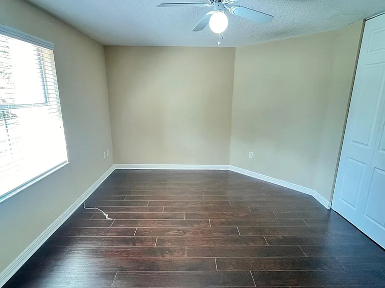 9546 Worswick Ct — Photo 39