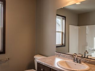 1997 Jacobsen Rd, Neenah, WI 54956