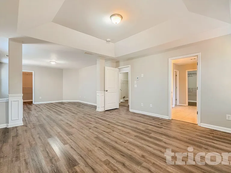 3919 Kingfisher Dr — Photo 14
