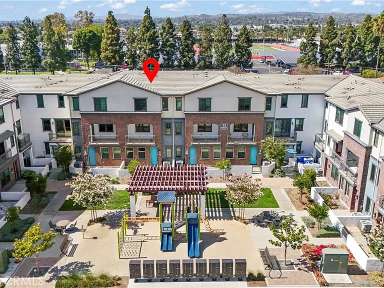 8916 Jasmine Dr — Photo 38