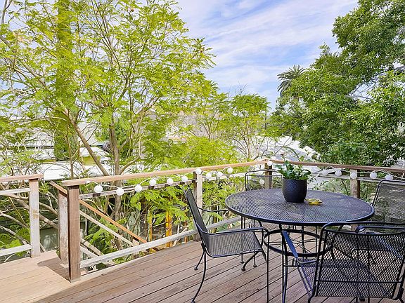 2nd image of 225 N Avenue 66
