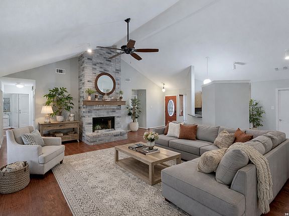 5th image of 9520 Woodland Hills